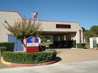 Motel 6 Longview, TX - North
