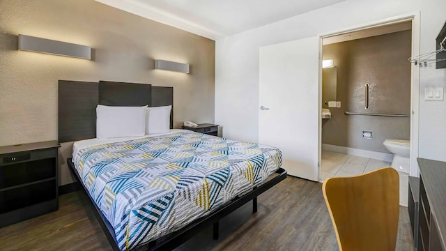 1 FULL BED | MOB ACC RI SHWR NSMK MICFRIDGE