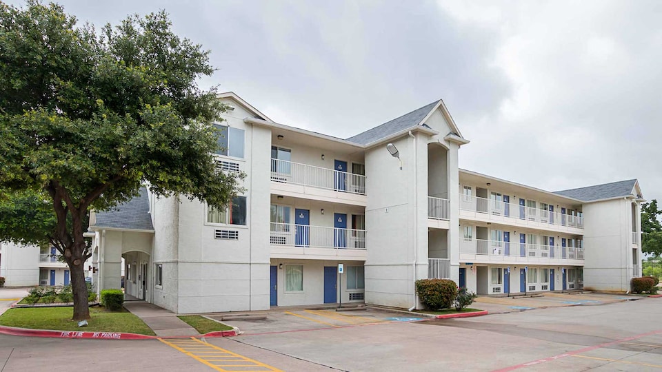 Motel 6 Grand Prairie, TX - Near Six Flags Drive, GRAND PRAIRIE, GRAND PRAIRIE