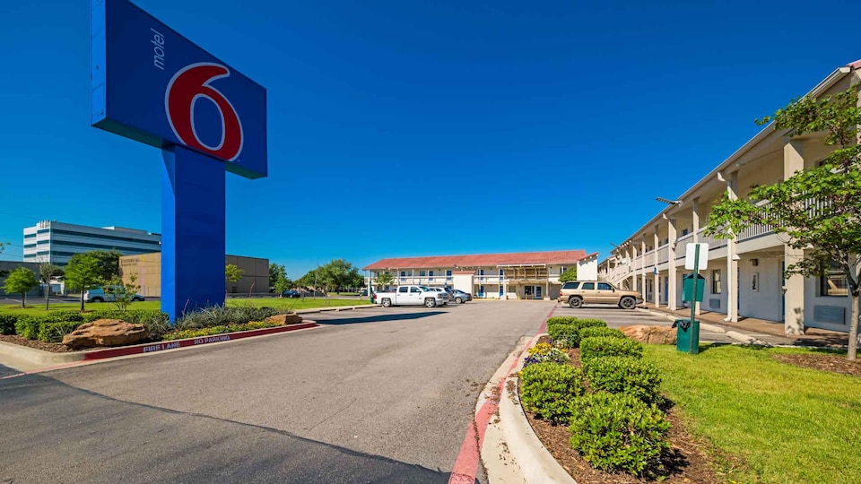 Motel 6 Dallas, TX - Farmers Branch, Farmers Branch, Farmers Branch