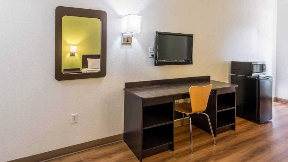 Motel 6 North Richland Hills, TX - NE Fort Worth, NORTH RICHLAND HILLS, NORTH RICHLAND HILLS