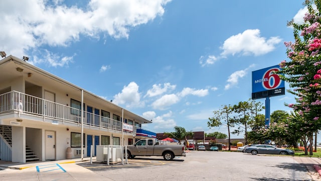 Motel 6 Victoria, TX