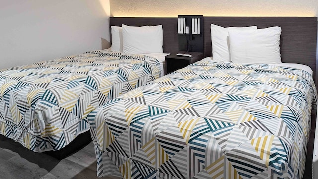 2 Full Beds | Non-Smoking