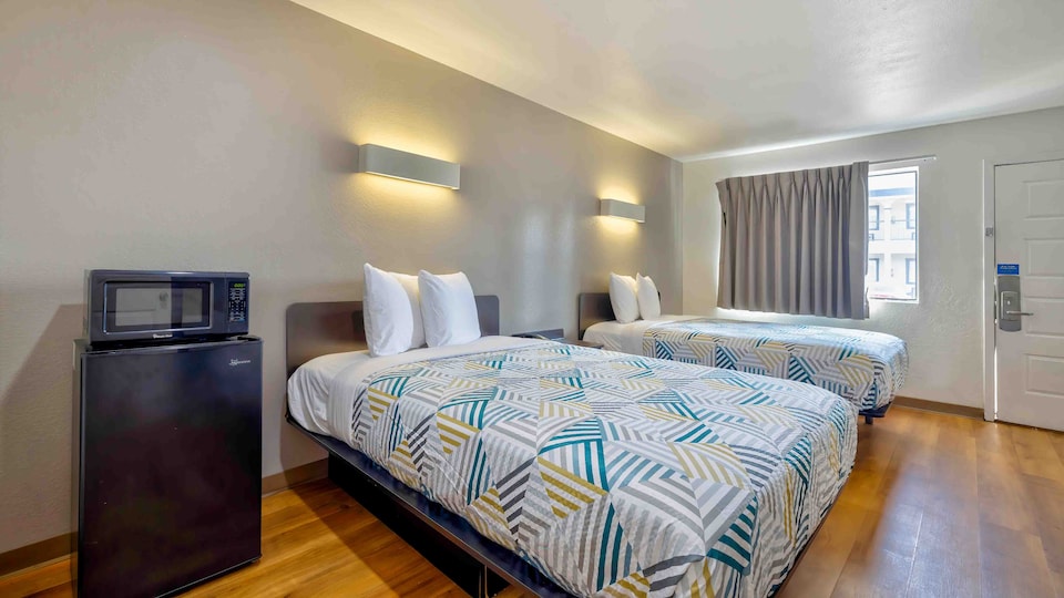 Motel 6 Bryan, TX - College Station, BRYAN, BRYAN