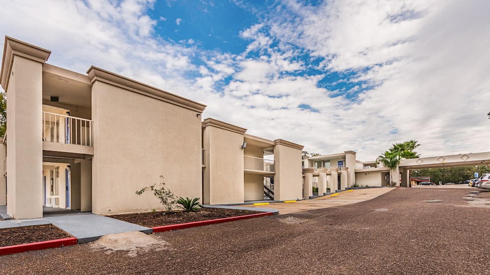 Motel 6 Cleveland, TX, Cleveland_24ac5e6d, Cleveland