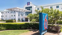 Motel 6 Irving, TX - DFW Airport North