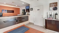 Motel 6 Dallas, TX - Forest Lane