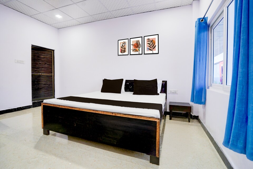 Hotel O Devki Garden , Jhusi, Prayagraj