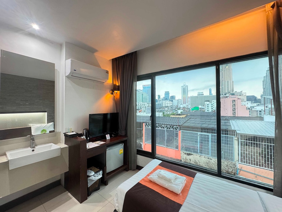 Collection O The Bangkok Airport Link Suite, Din Daeng, Bangkok