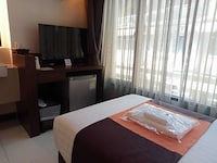 Collection O The Bangkok Airport Link Suite