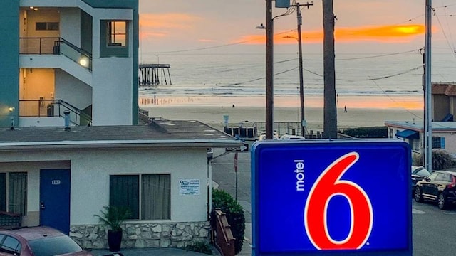 Motel 6 Pismo Beach, CA - Pacific Ocean
