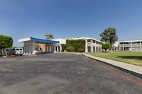 Motel 6 Claremont, CA