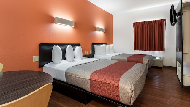 2 Full Beds | Non-Smoking