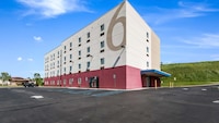 Motel 6 Wilkes Barre, PA - Arena