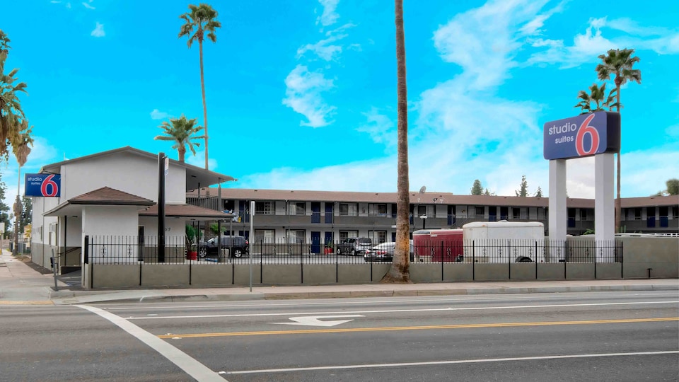 Studio 6 Suites San Bernardino, CA, San Bernardino_g6, San Bernardino