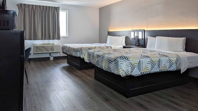 2 Full Beds | ADA/Tub/Non- Smoking