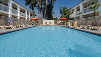 Motel 6 Thousand Oaks, CA