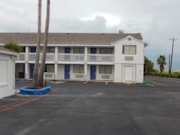 Motel 6 Portland, TX