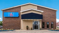 Motel 6 Madison, WI - East