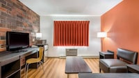 Motel 6 Madison, WI - East