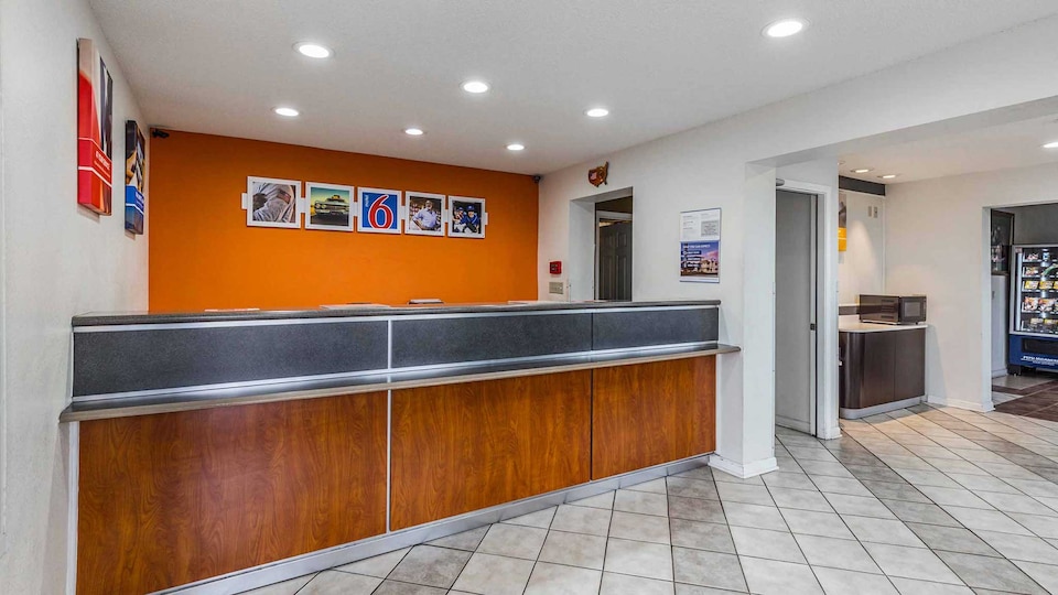 Motel 6 Mount Vernon, IL, MOUNT VERNON, MOUNT VERNON