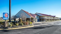 Motel 6 Manchester, TN