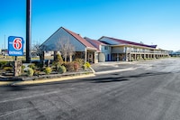 Motel 6 Manchester, TN