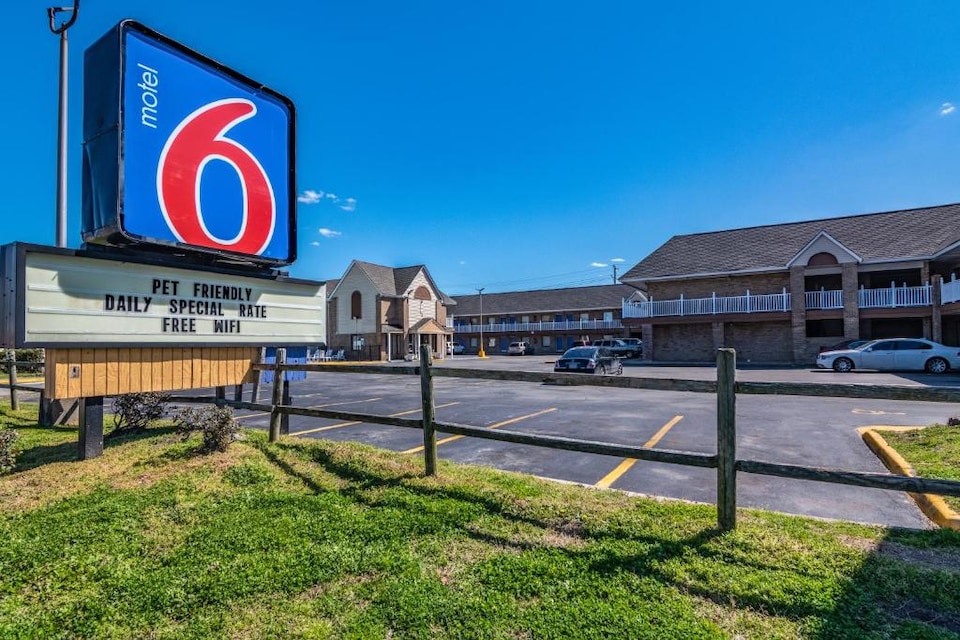 Motel 6 Portsmouth, VA, Portsmouth_g6, Portsmouth