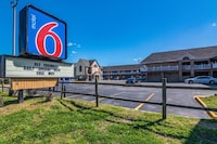 Motel 6 Portsmouth, VA