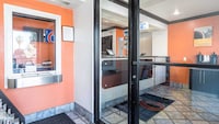 Motel 6 Riverside, CA - UCR East