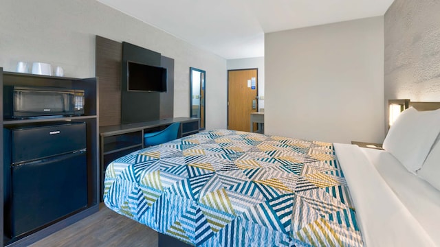 1 Queen Bed | Non-Smoking, Micfridge