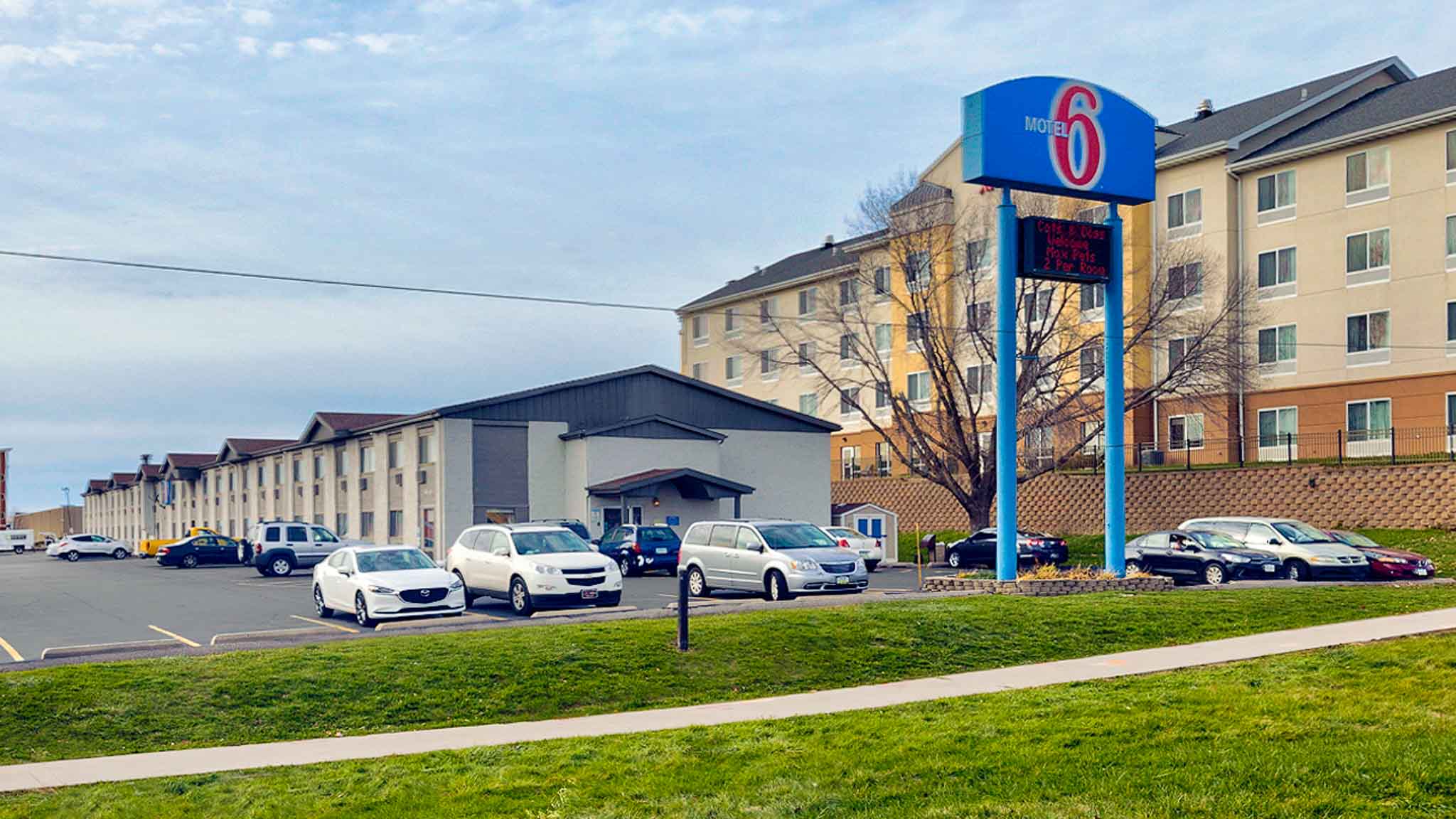 Motel 6 Cedar Rapids, IA - Airport | Low Rates