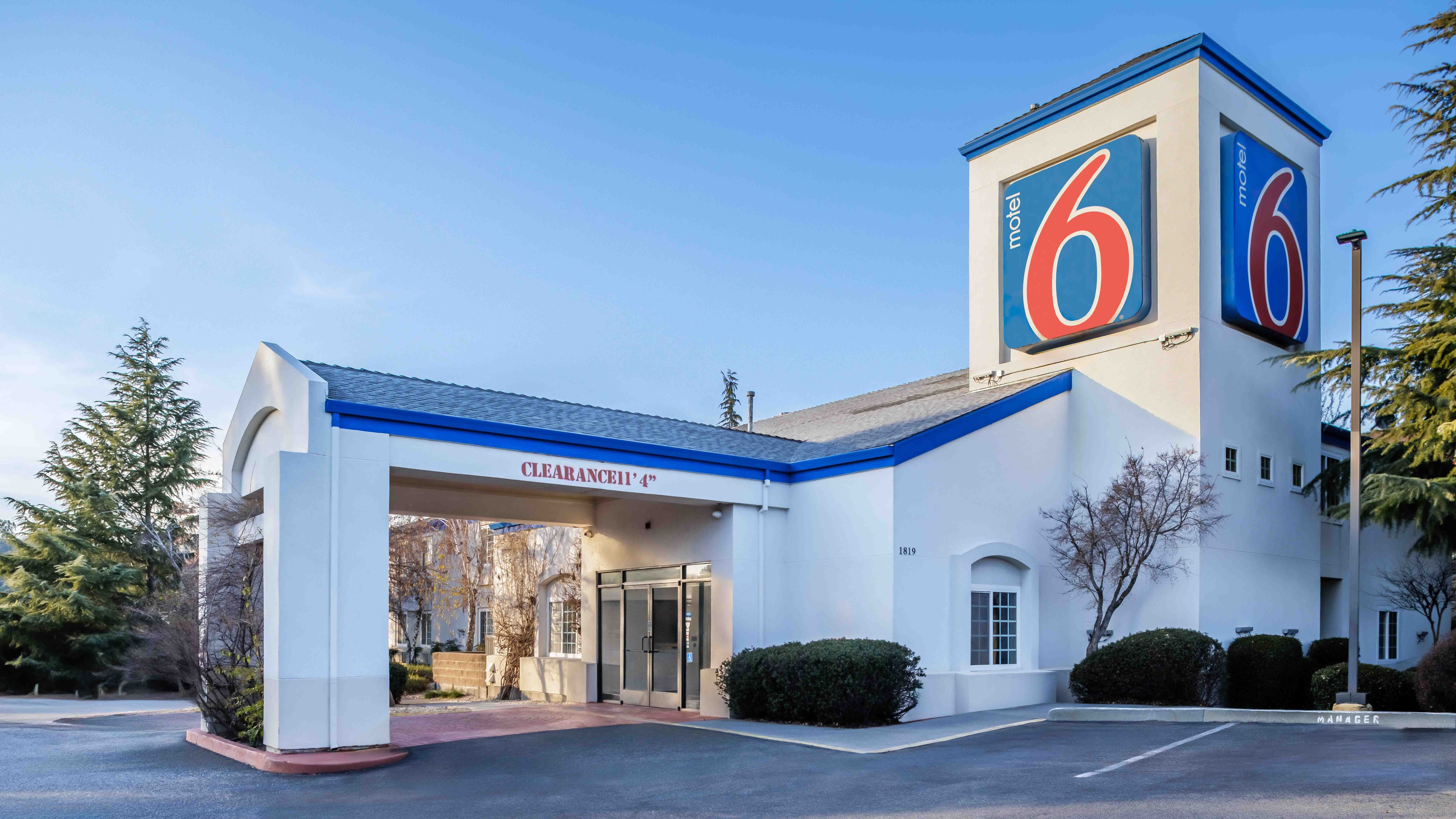 Motel 6 Auburn, CA, Motel 6 Auburn, Book @ $94