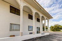 Motel 6 Waco, TX - Lacy Lakeview