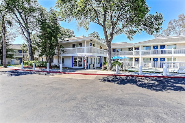 Motel 6 Oakland, CA - Embarcadero