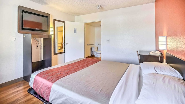 1 Queen Bed | ADA/RI Shower