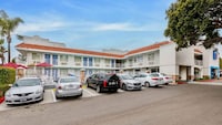 Motel 6 Carlsbad, CA - Near Legoland