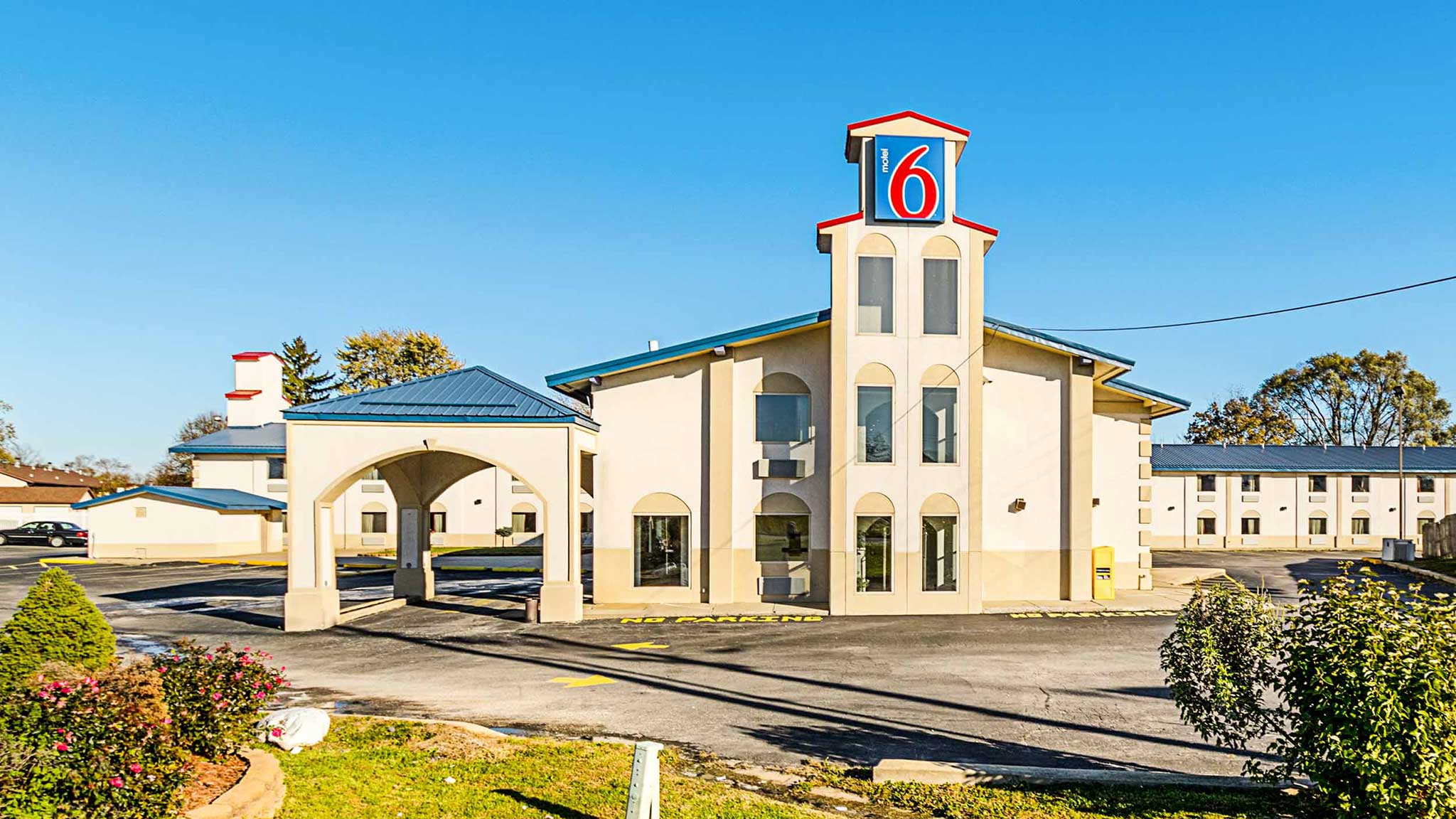 Motel 6 Urbana, IL | Low Rate & Pet-Friendly Motels