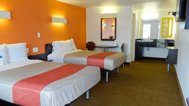 2 Full Beds | Mobility Accessible Tub Nsmk