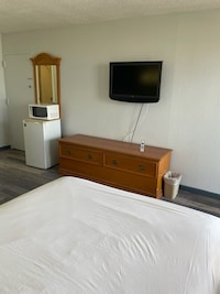 Motel 6 Marianna, FL