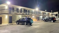 Motel 6 Marianna, FL