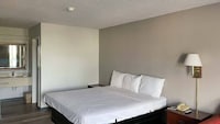 Motel 6 Marianna, FL