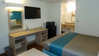 Motel 6 Columbus, MS