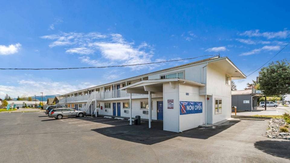 Motel 6 Burlington, WA, BURLINGTON, BURLINGTON