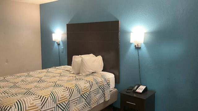 1 Queen Bed | Mobility Accessible Tub Nsmk