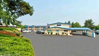 Studio 6 Suites Albany, OR