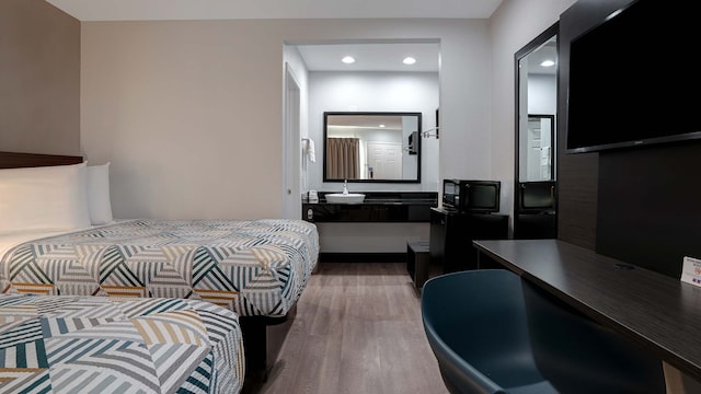 2 Full Beds | Non-Smoking, Micfridge