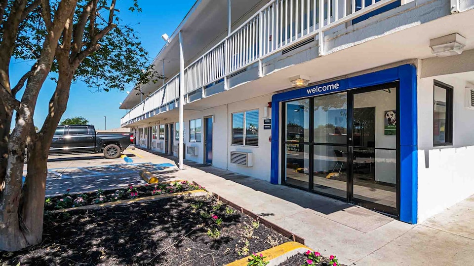 Motel 6 Corpus Christi, TX - Northwest, C78408, Corpus Christi TX