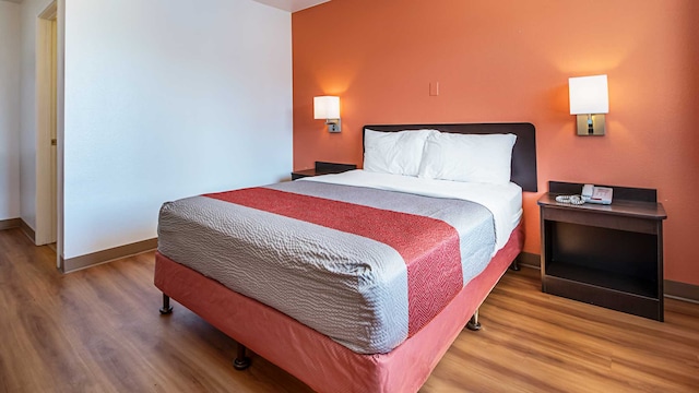 1 Full Bed | ADA/Tub