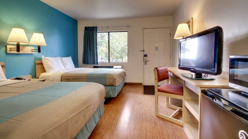 Motel 6 Des Moines, IA - North, C50021, Des Moines IA